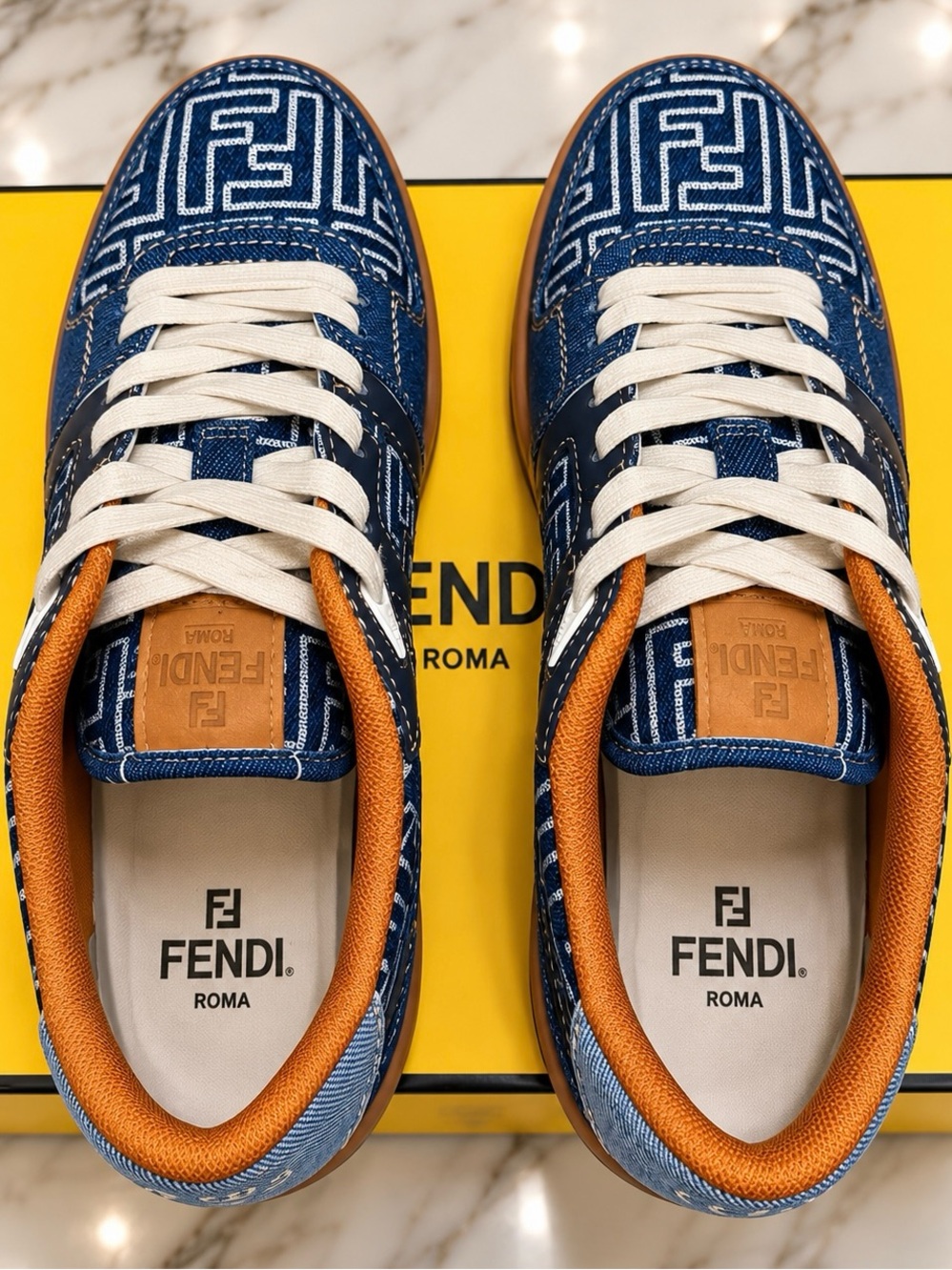 Fendi Men’s Blue FF Logo Low-Top Sneakers